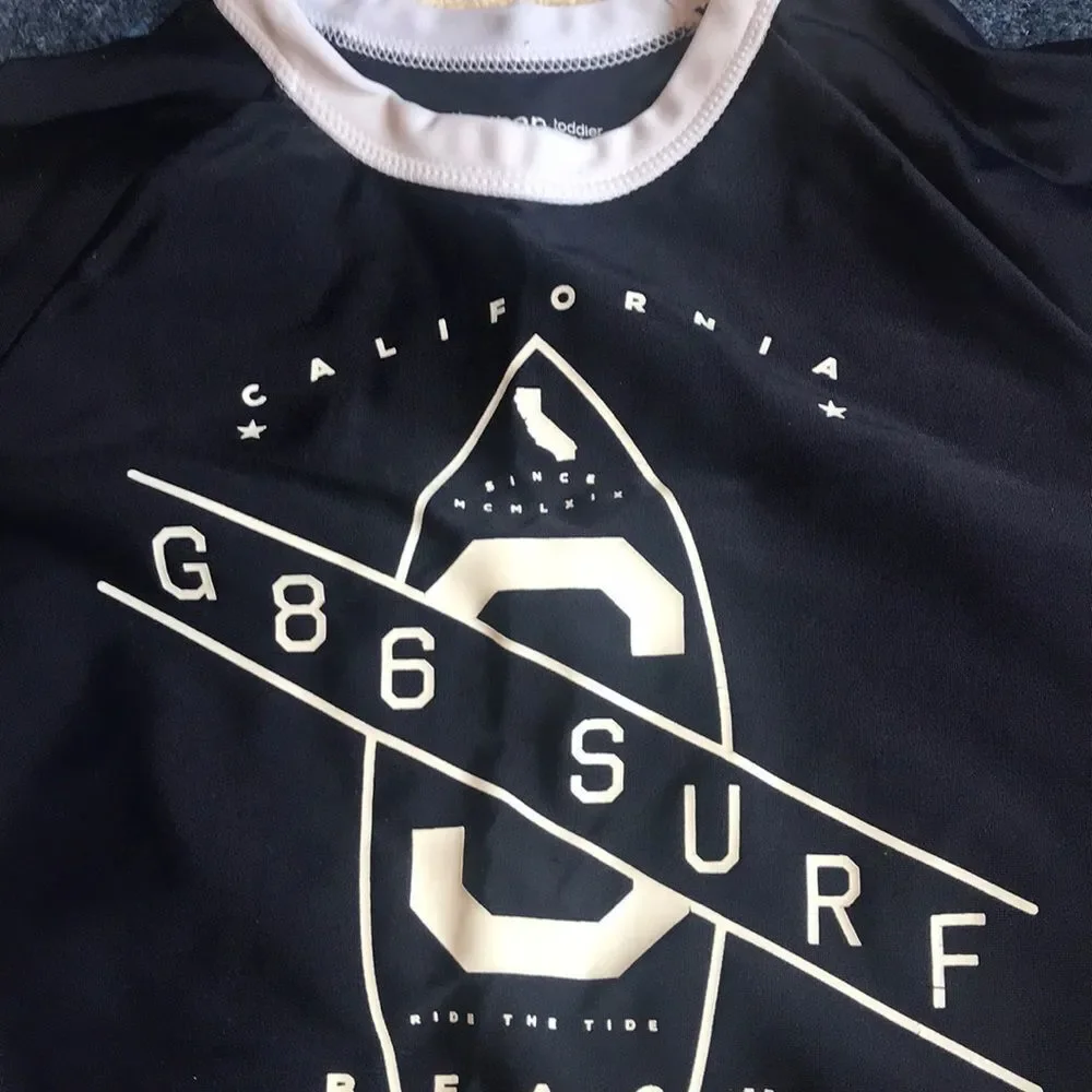 Gap swim shirt